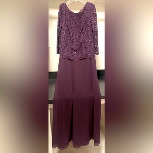 Alex Evenings Purple Eggplant Long Sleeve NWT dress size 8